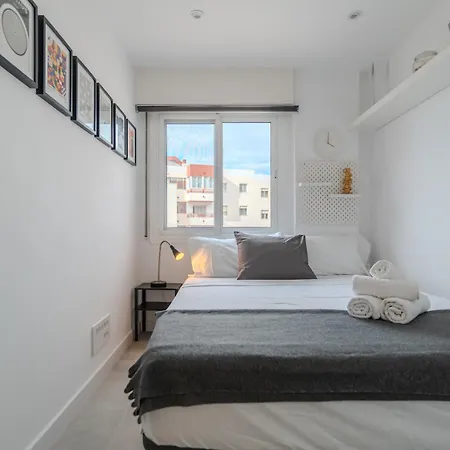 Διαμέρισμα Moderno Con Piscina En