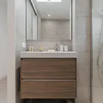 Apartamento Moderno Con Piscina En *