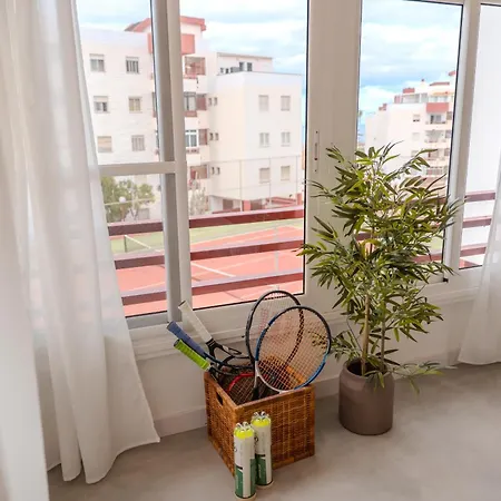 Moderno Con Piscina En Apartment