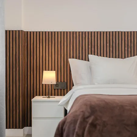Moderno Con Piscina En Apartamento