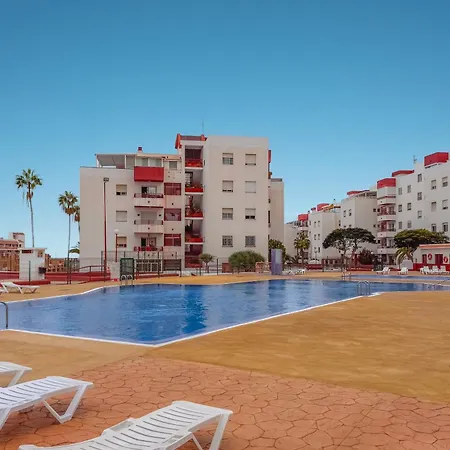 Moderno Con Piscina En Apartamento