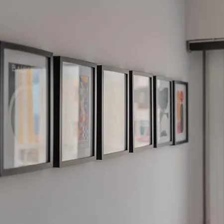 Moderno Con Piscina En * Адехе