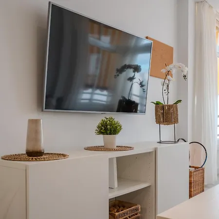 Апартаменти Moderno Con Piscina En Адехе